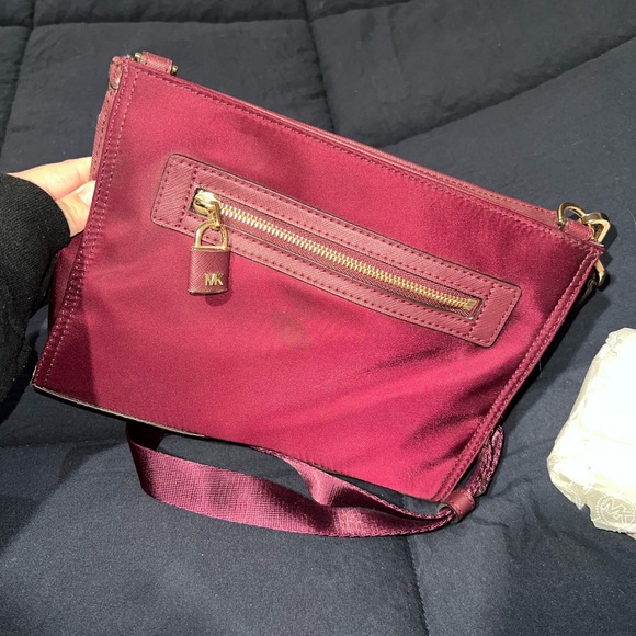 Michael Kors Janie crossbody bag - Picture 1 of 4